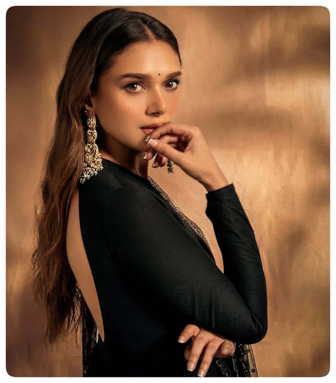 “Elegant Chinon Silk Gown Set with Sequence & Zari Embroidery, Fully Stitched Pants, and Soft Net Dupatta”