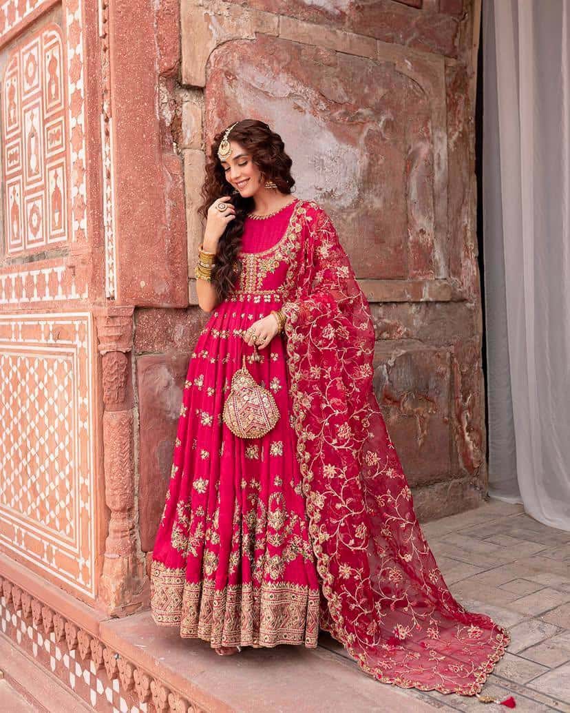 "Elegant Heavy Georgette Gown with Sequence, Zari & Thread Embroidery - Free Size, 3 Meter Flair"