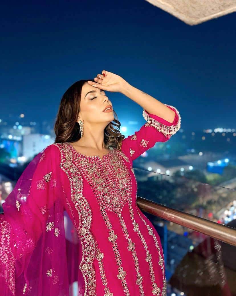 "Chinon Silk Kurti & Plazzo Set with Sequins Embroidery and Organza Dupatta"