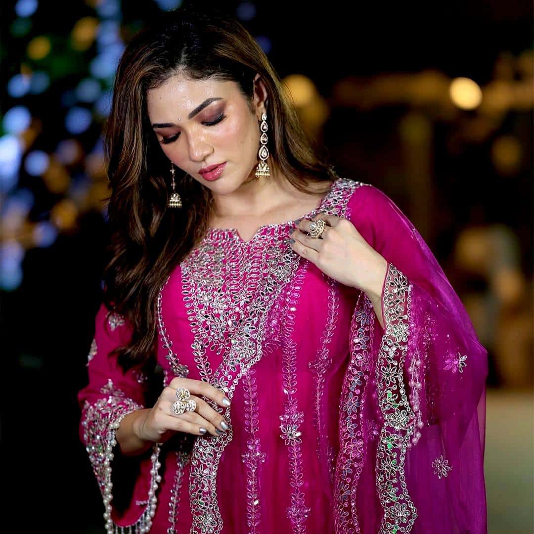 "Chinon Silk Kurti & Plazzo Set with Sequins Embroidery and Organza Dupatta"