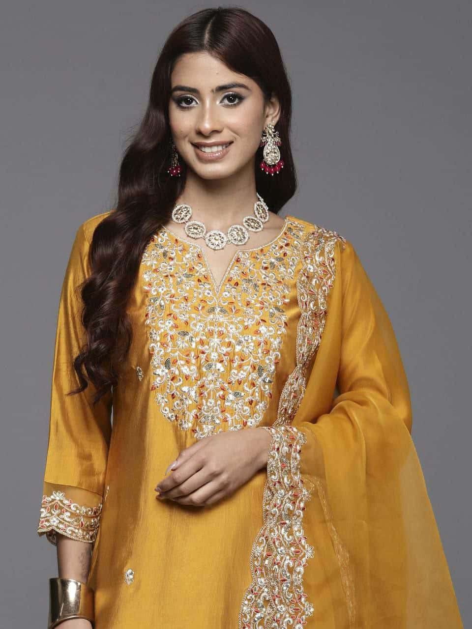 "Elegant Heavy Roman Silk Three-Piece Set with Multi-Thread Embroidery"