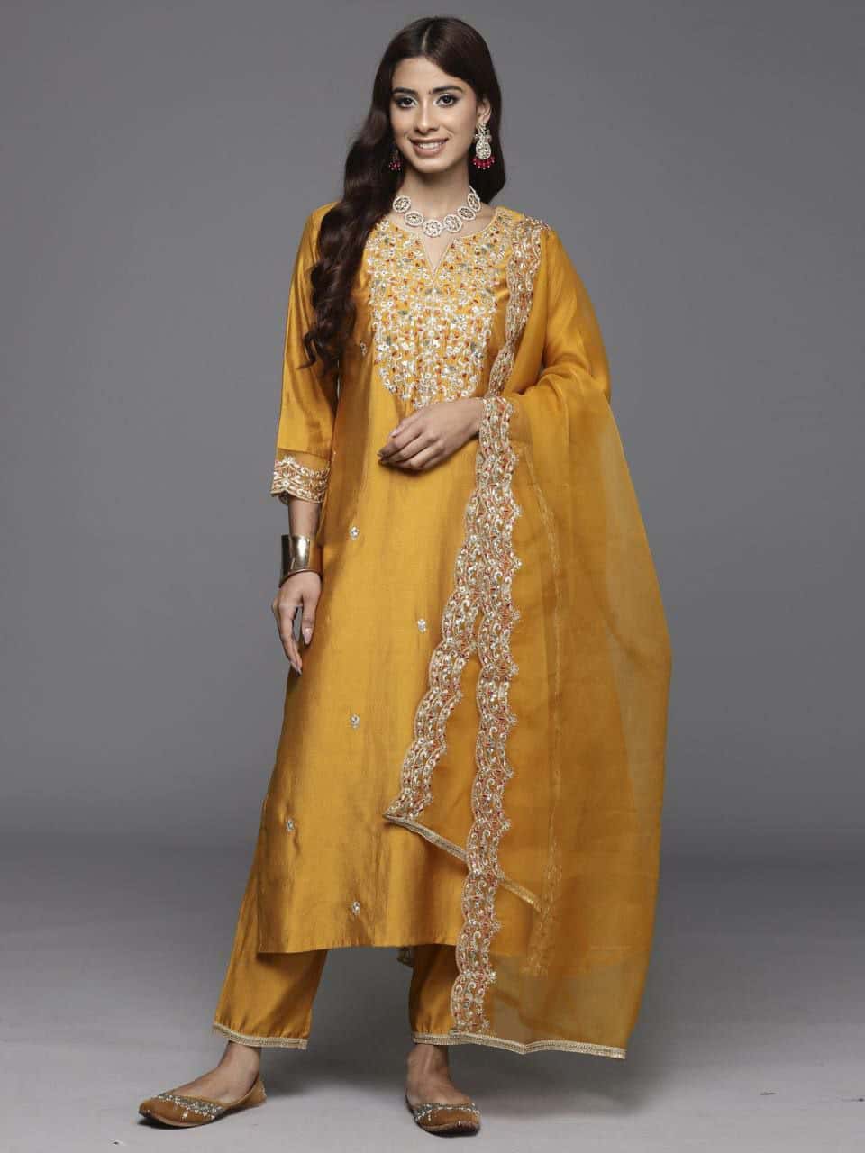 "Elegant Heavy Roman Silk Three-Piece Set with Multi-Thread Embroidery"