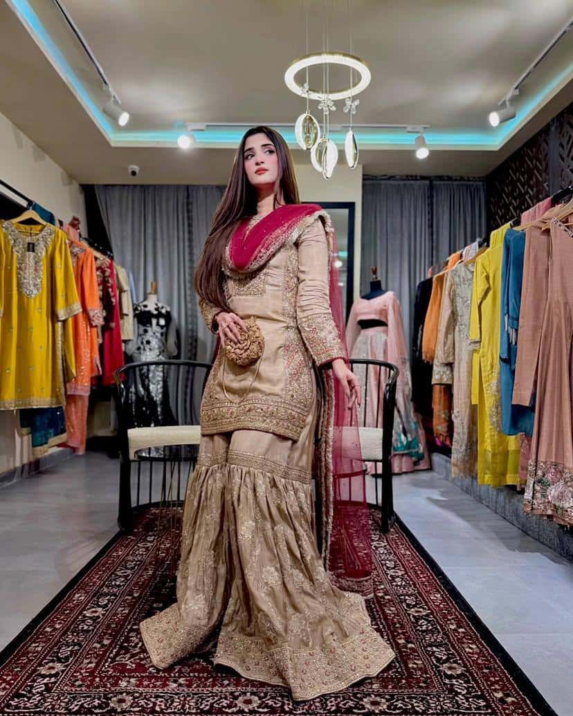 Beautiful chinon silk thread embroidery readymade stitch salwar kameez set