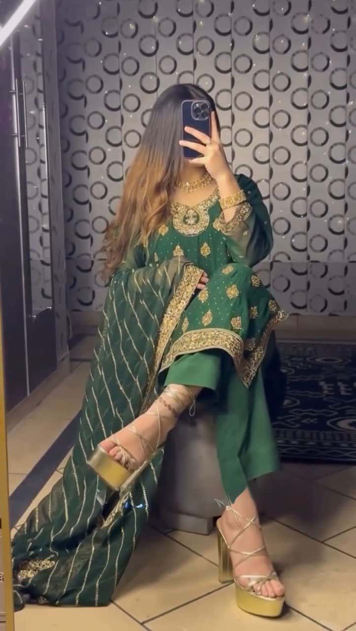 Georgette kurta pant with dupatta sets,Thread work