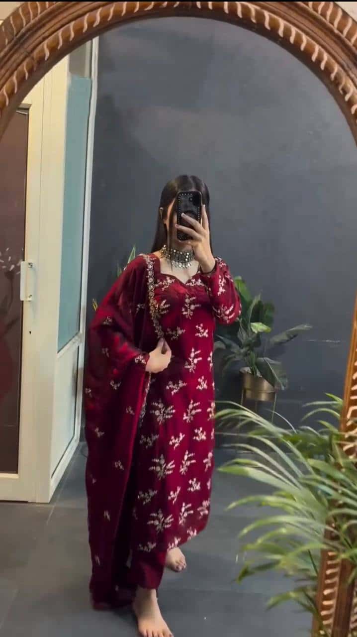Women's designer  Crunchy Silk thread and handwork kurta sets