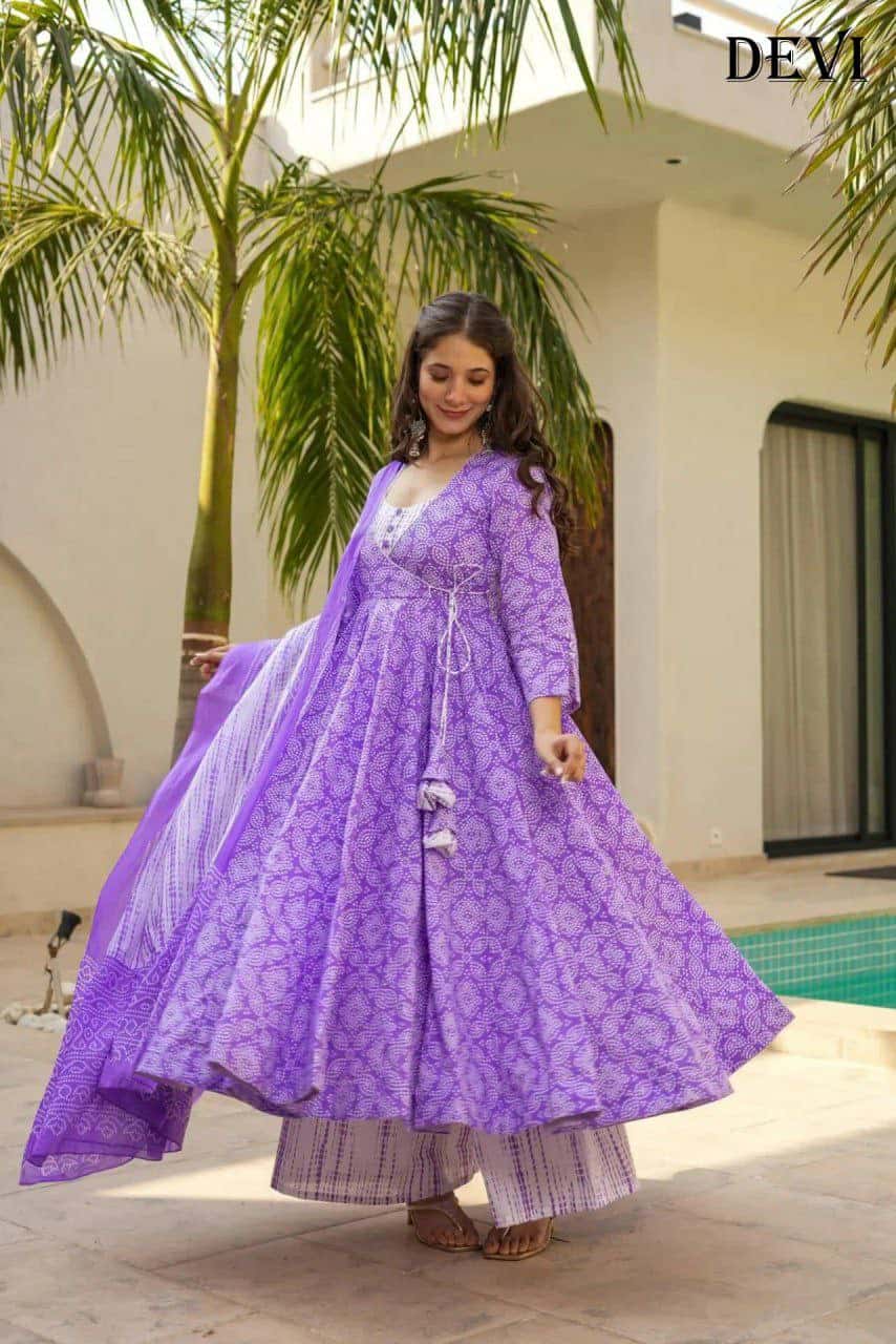 Elegant Heavy Pure Maslin Silk Kurta Set with Digital Print & Cotton Inner